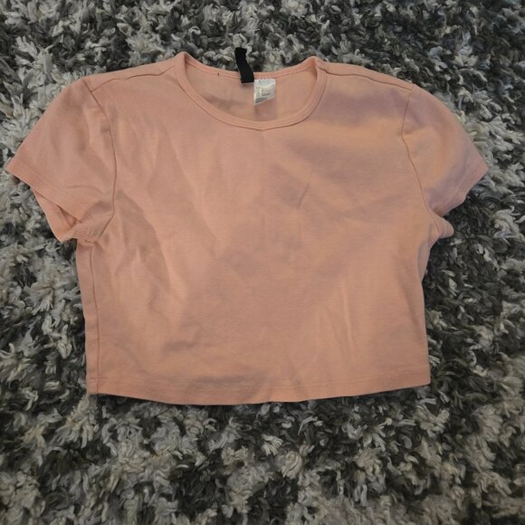 H&M Divided Cropped T-Shirt Soft Pink Peach Basic Tee Short Sleeve Small EUC - Picture 1 of 2